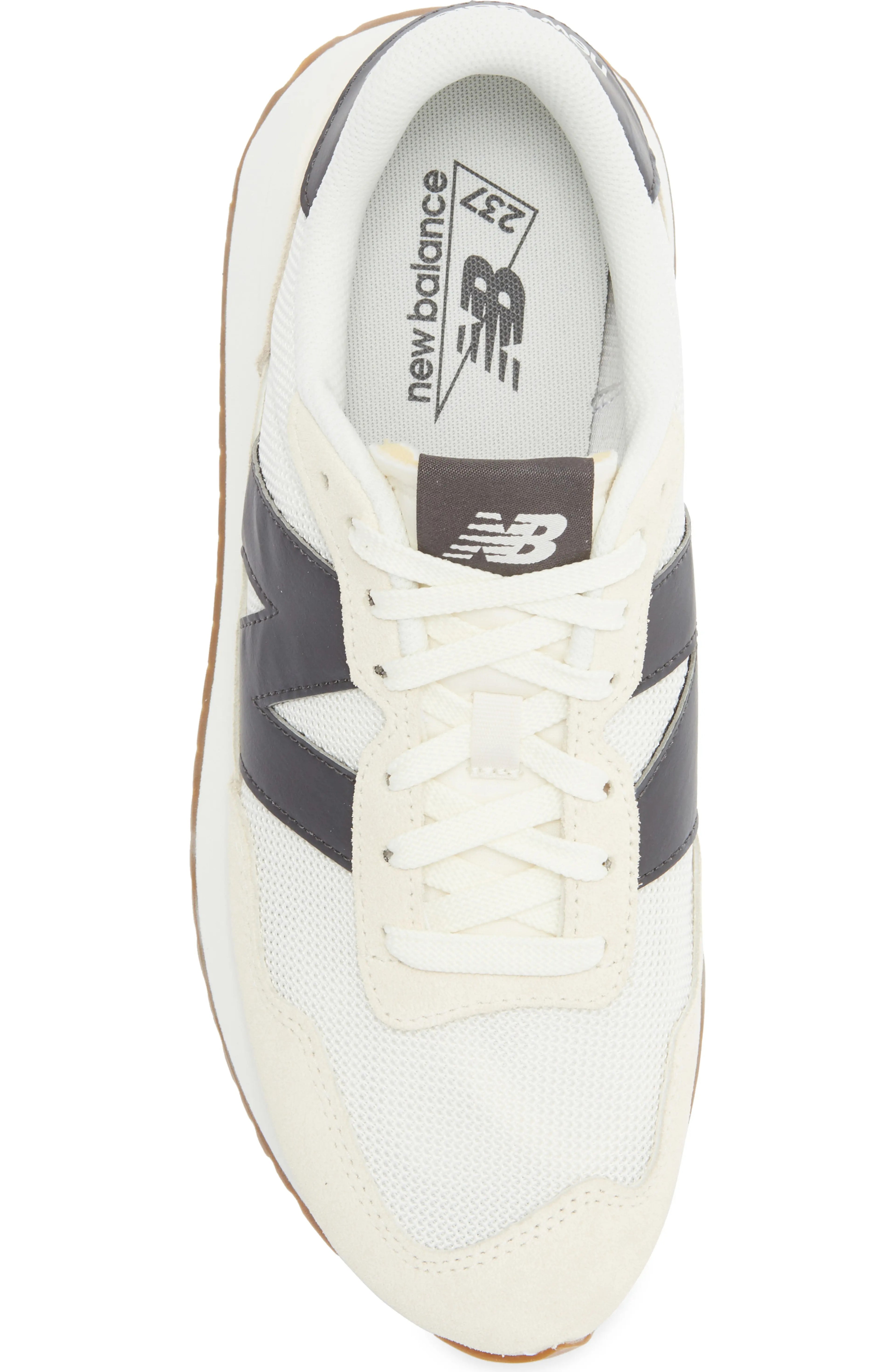 New Balance 237