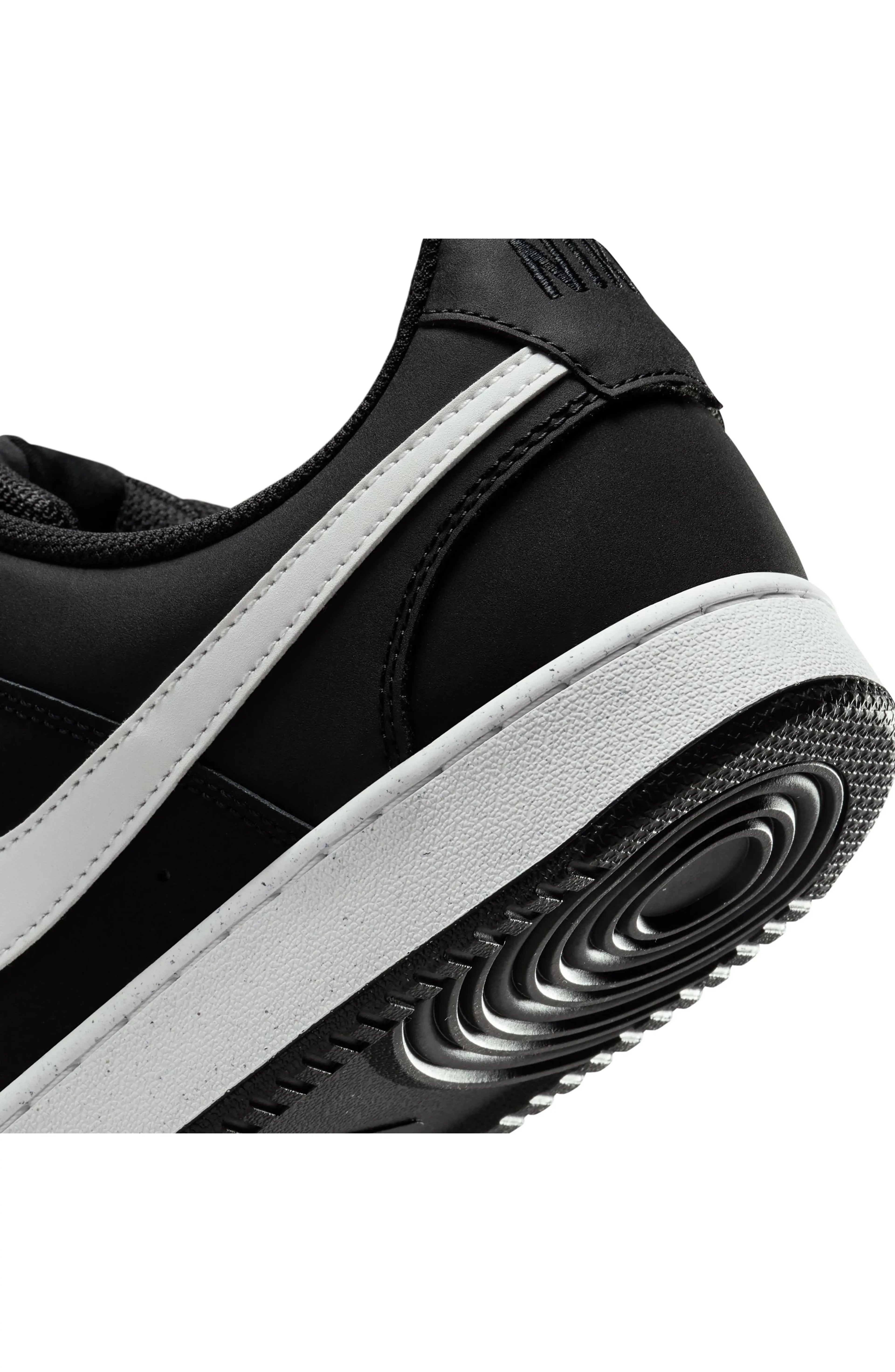 Nike Vision Court Low